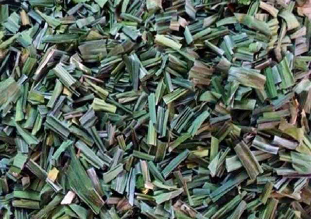 Lá dứa khô