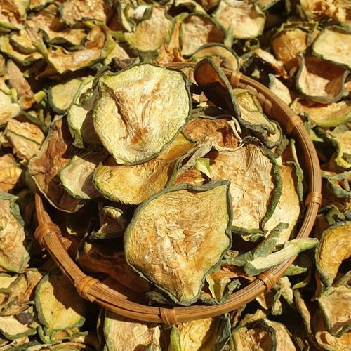 Bí đao khô thái lát dùng nấu nước uống